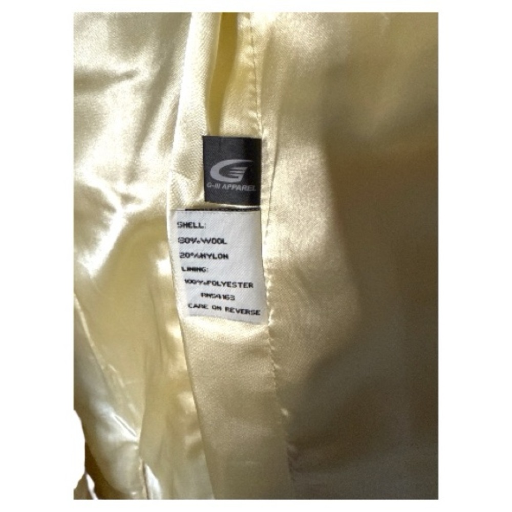 Kenneth Cole Ivory Wool Coat size 2 - Picture 6 of 6